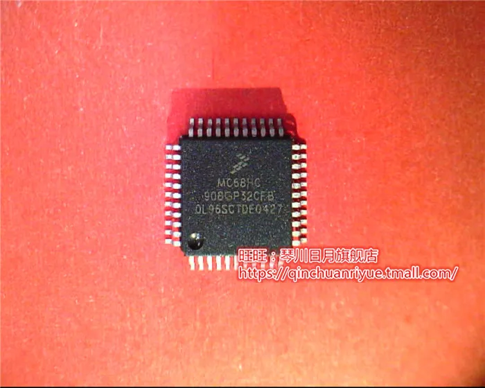 

10pcs MC68HC908GP32CFB QFP new
