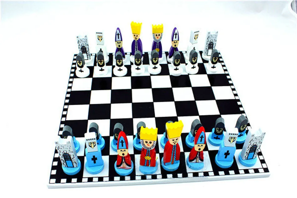 

Top Quality Plastic International Chess Set Chess With Chessboard Magnetic Cartoon Characters Chess Set Family Party Board Game