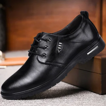 

2019 spring new men's casual shoes Korean business soft men's shoes.