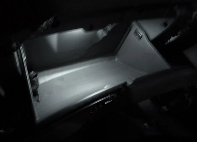 led-boite-a-gants-chevrolet-cruze-tuning_7810