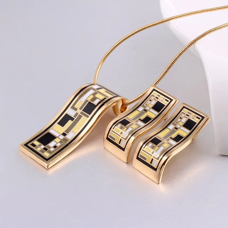 Новое поступление Дубай золотые Ювелирные наборы для женщин Красный Элегантный классический эмалированный набор ожерелье(ожерелье, серьги