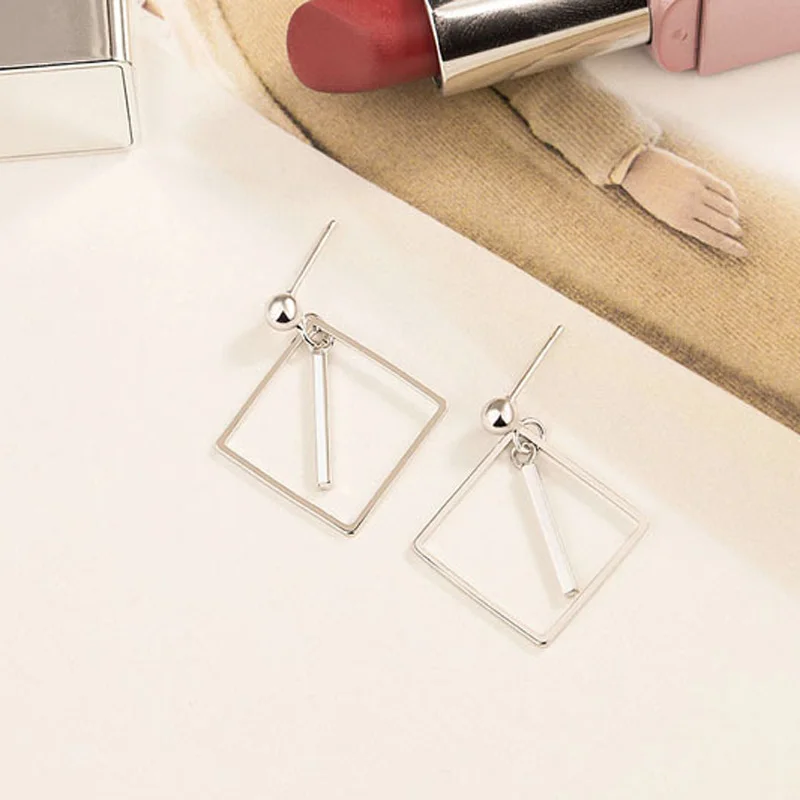 4506469455_1646359543