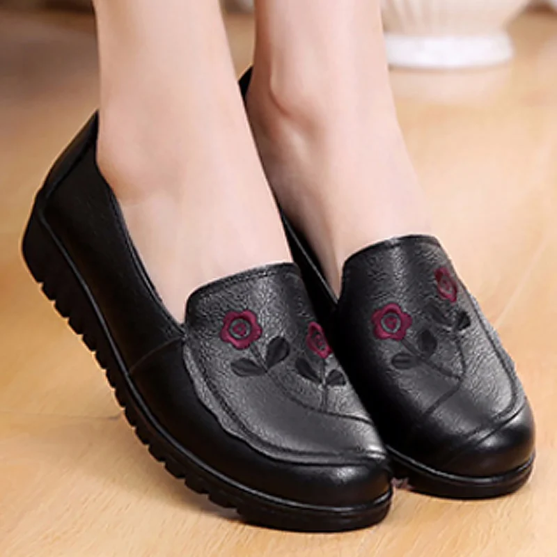 WF-17195-Black Обувь на плоской подошве; женские лоферы из натуральной кожи; повседневная обувь с вышивкой; износостойкая нескользящая обувь на плоской подошве; женская обувь; сезон весна-осень - Цвет: WF-17195-Black