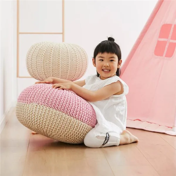 Pouf (2)