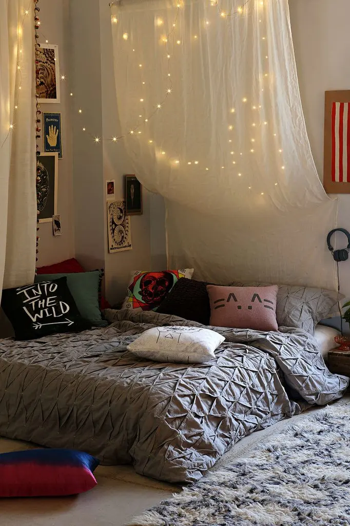 String-lights-from-ceiling-so-cascade-romantically-across