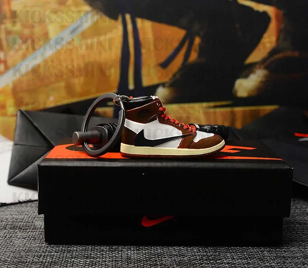 

DIY Jordan Retro OG Air Jordan 1 "Travis Scott " red lace 3D Sneaker Model Keychain Bag Box Pendant Couple doll accessory