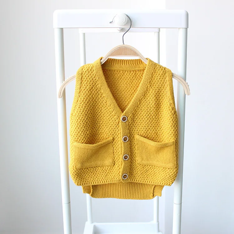 

2019 spring and autumn children's V-neck cotton sweater girls and boys sweater vest knitted cardigan sweater children sweater