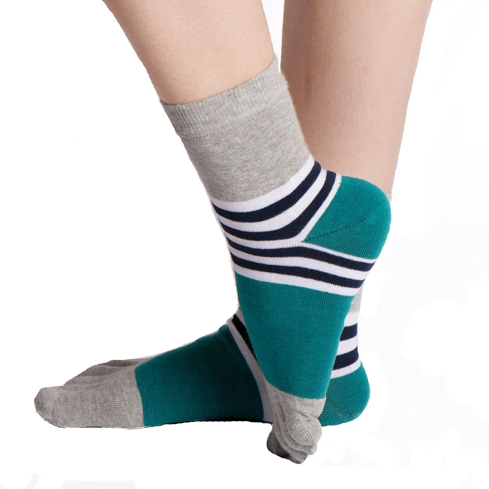 Pre sale New arrival high quality and patchwork men cotton five toe socks colorful sockcolorful