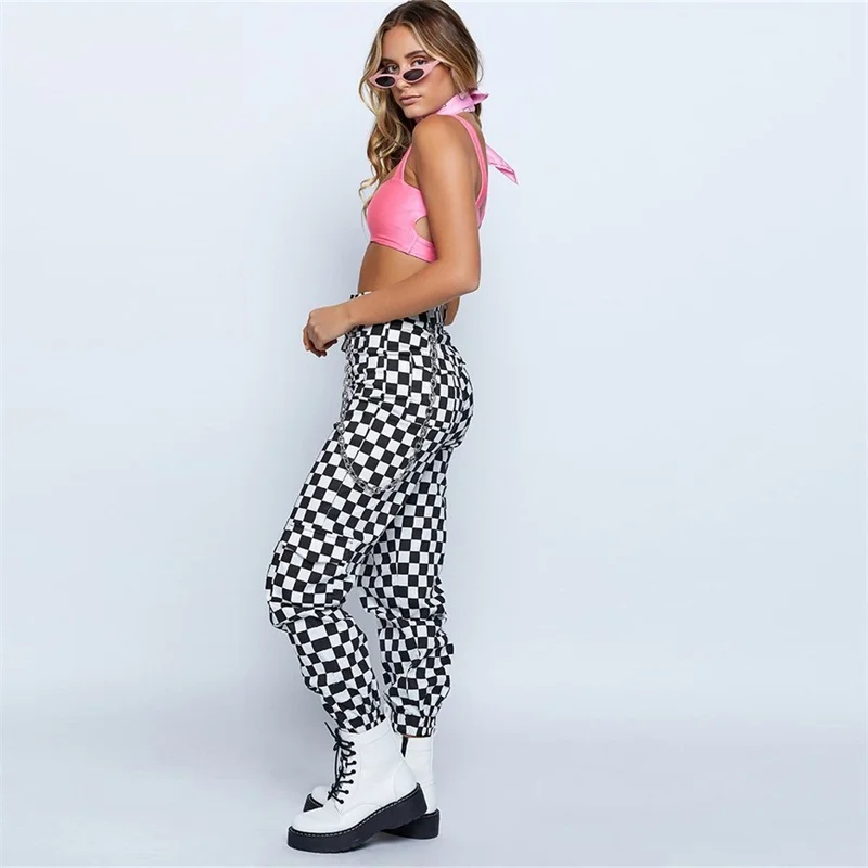 checkerboard-festival-cargo-pants-2_660x1024_crop_bottom