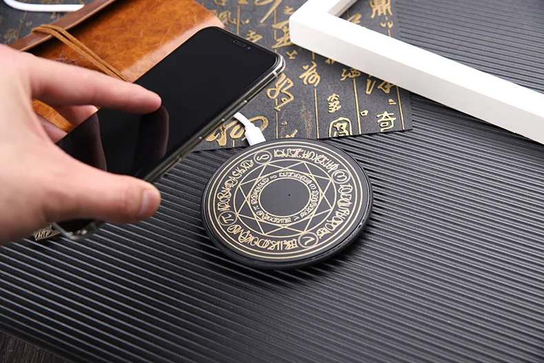 

Wireless Charging Mini Magic Array 10W Fast Charging For Android For Apple QI Ultra-thin Charger