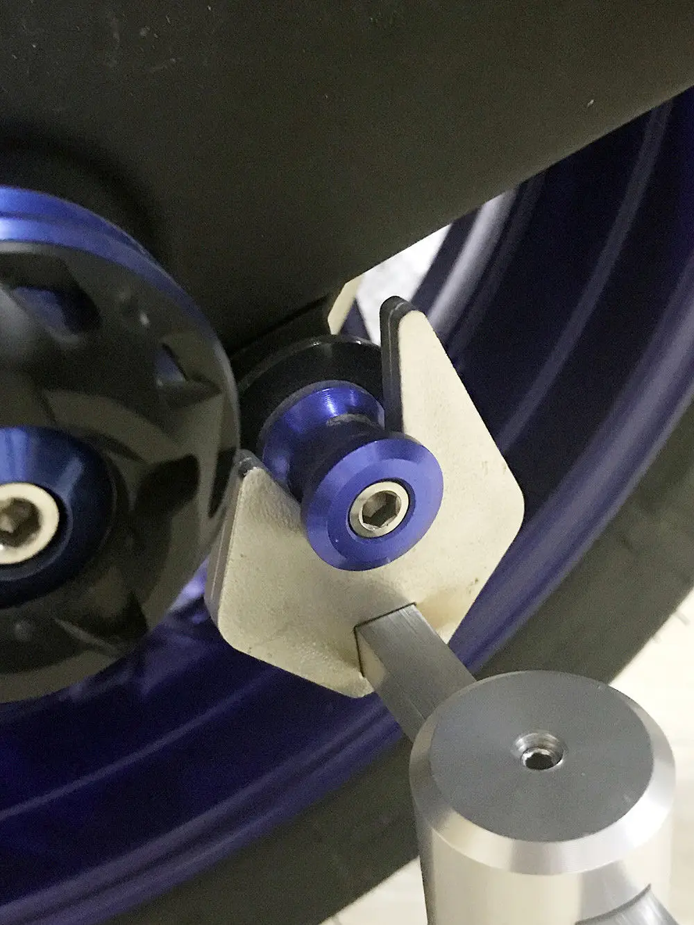 Рама для мотоцикла Swingarm 6 мм M6 слайдер катушка стенд болт Yamaha YZF R1 R3 R25 FZ8 MT07 MT09 FZ07 FZ09