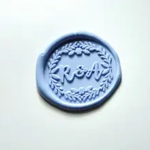 Пользовательский 2 инициалы монограмма с листьями вокруг воск печать штамп-двойной инициалы воск уплотнения-свадебные приглашения сургучные печати