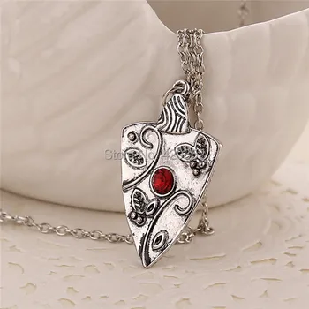 

Movie The Vampire Diaries The Bennet Family Amulet Necklace Vintage Pendant Necklace With Red Rhinestone 24pcs/lot