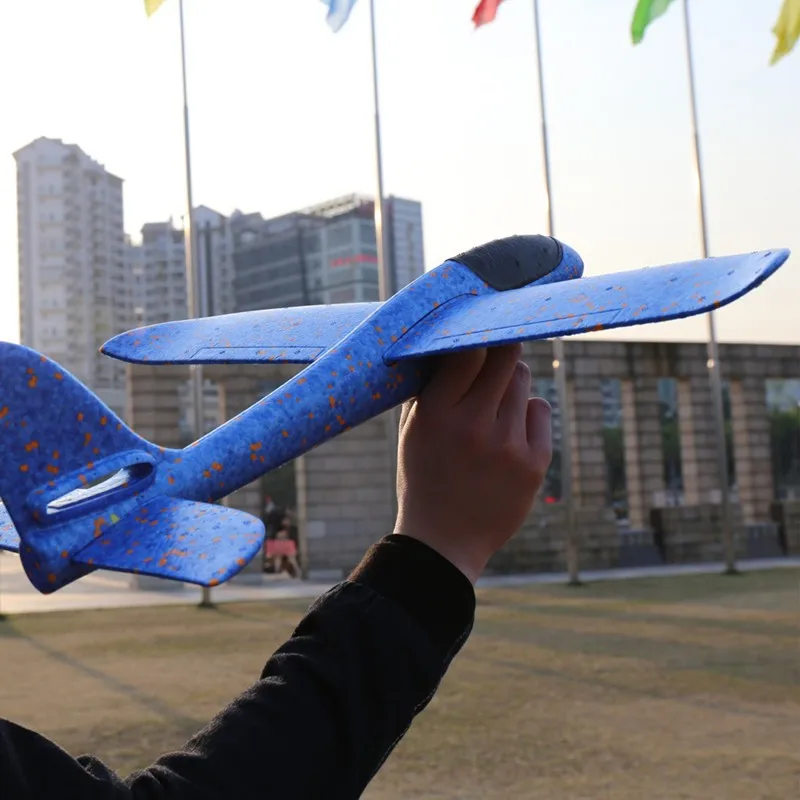 8587732772_683574336