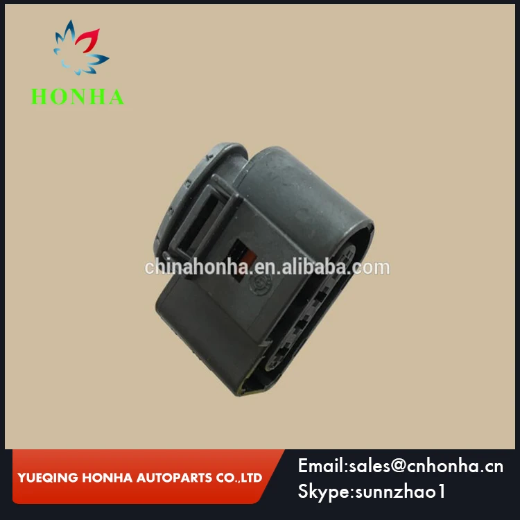 1J0973724 3