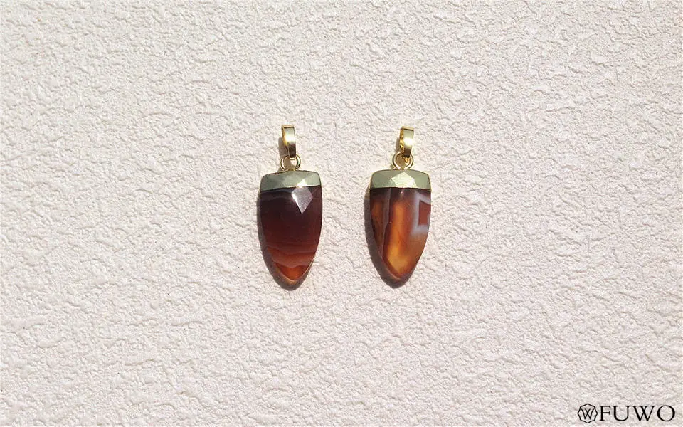 Red Agate Horn Pendant 7