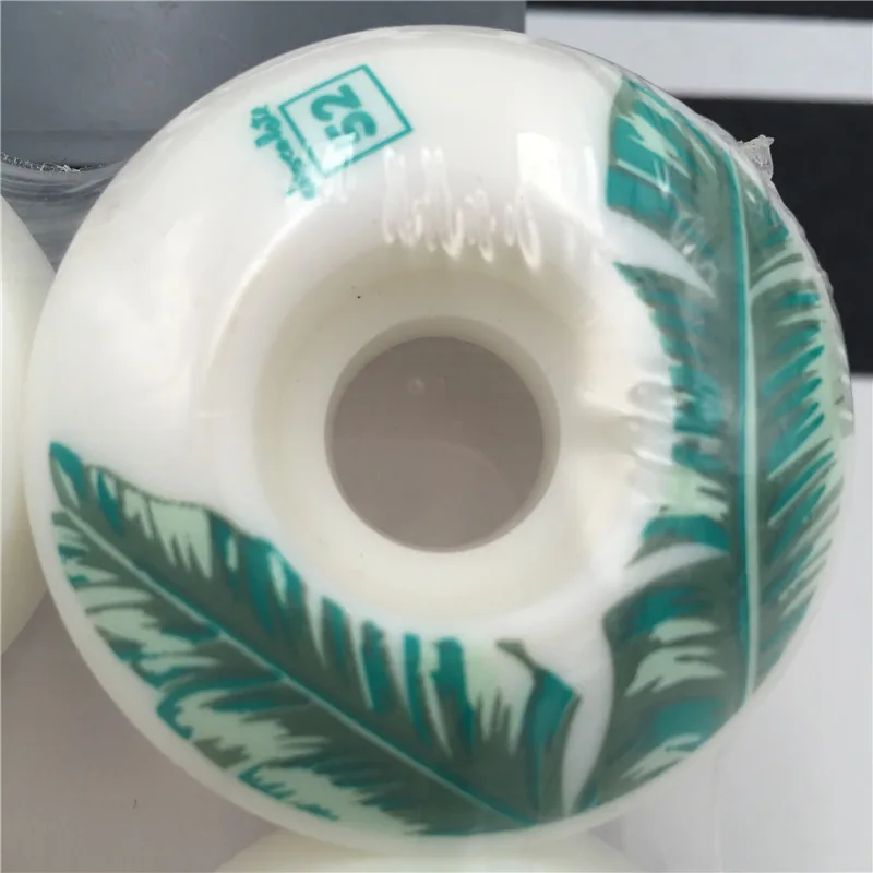 SKATEBOARD WHEEL (44)