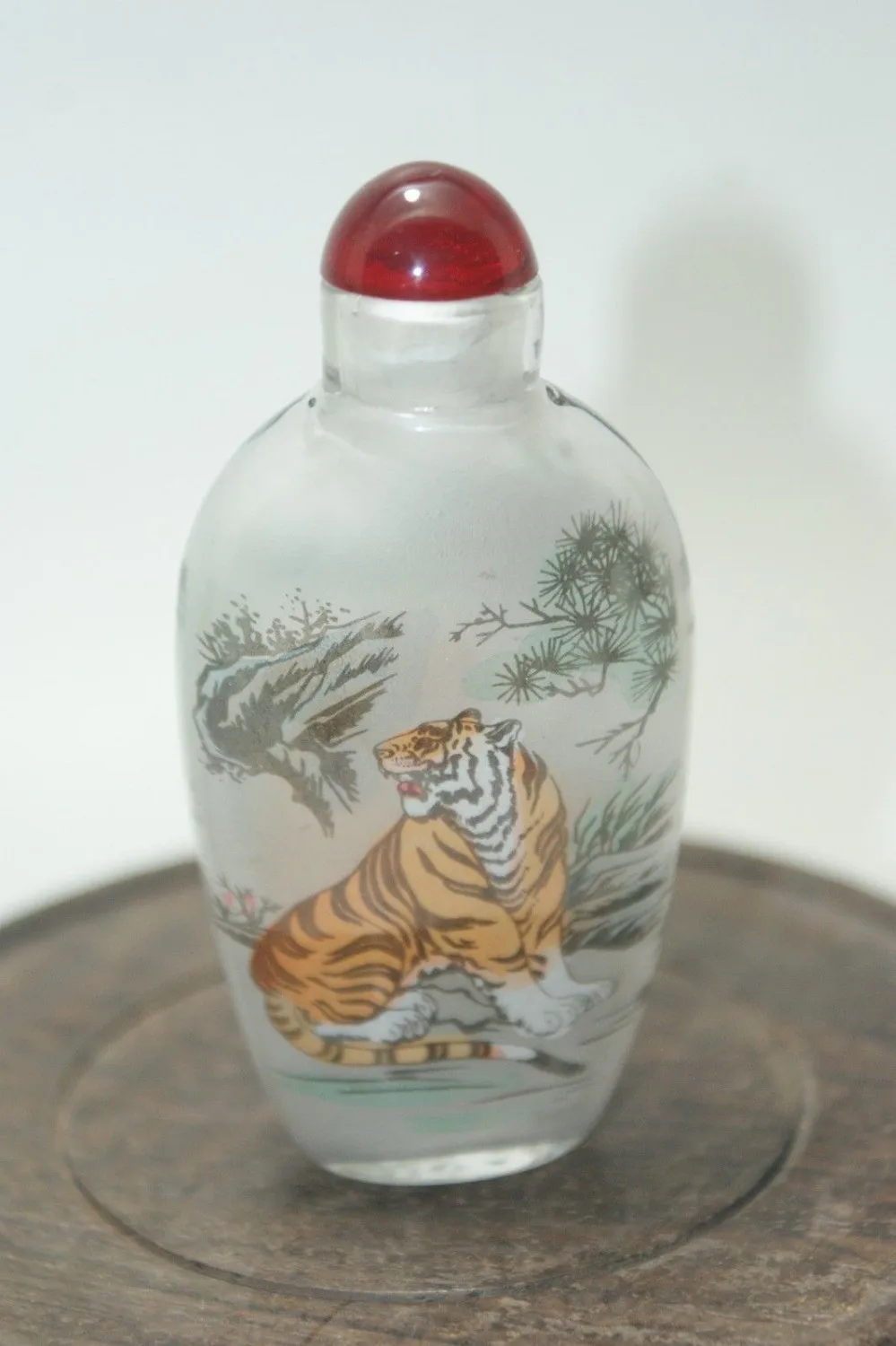 

TNUKK Fine old Chinese Unique Painting snuff bottle inside painted four combinations