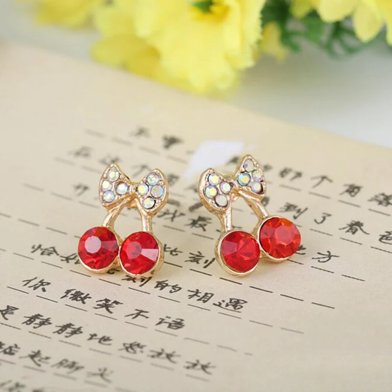 Бренд Grace Jun корейский стиль узел-бабочка из страз серьги-гвоздики в форме вишни для девочек Дети партии милые серьги высокого качества