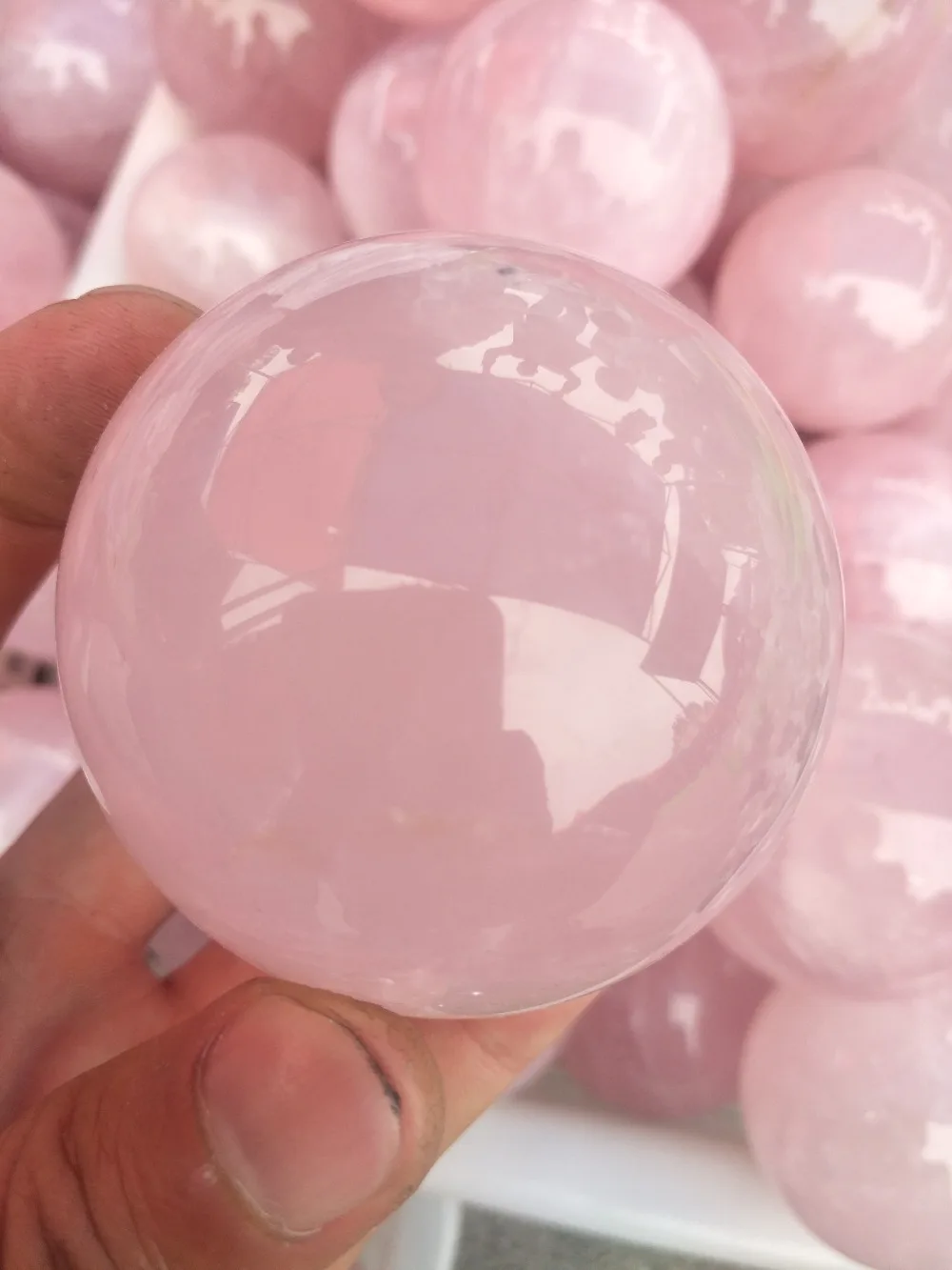 

1pcs Natural rose quartz Crystal gemstone sphere meditation reiki healing chakra pink rose crystal stone ball display