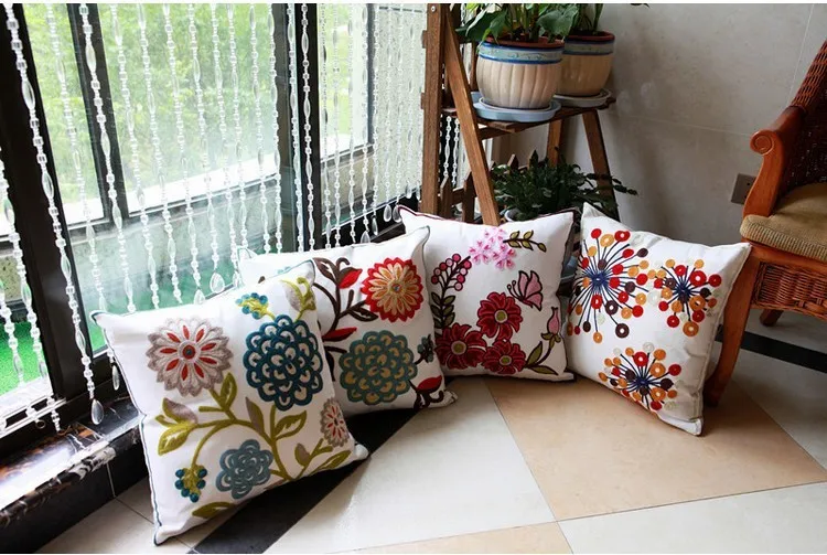 Hot new national style sofa /carcushions Flowers and Fashion Pillows decorate Hand-embroidered almofadas