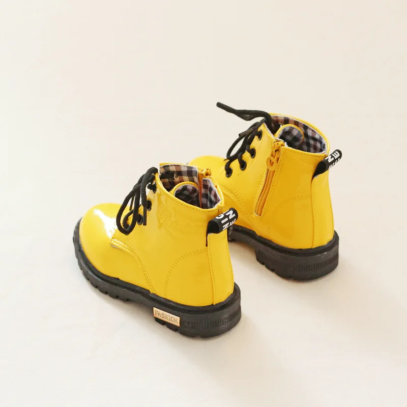 Детская обувь резиновая Сапоги и ботинки для девочек для Обувь для мальчиков Обувь для девочек Кружево на шнуровке ботинки «мартенс»