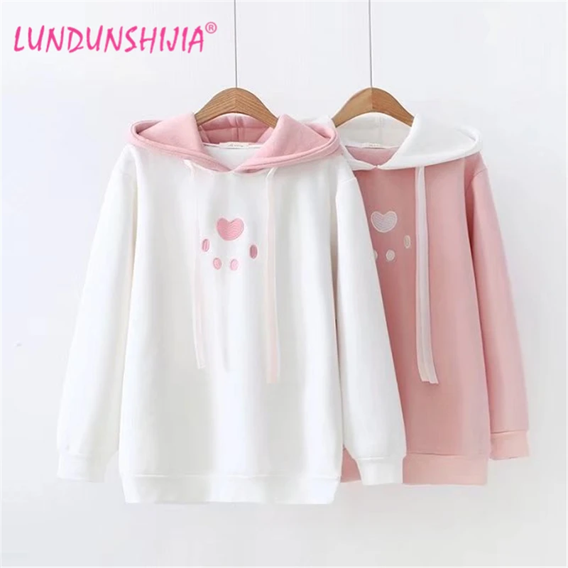 

LUNDUNSHIJIA Bear Paw Embroidery Hoodies Women 2018Spring Long Sleeve Cotton All-Match Hooded Tops Female White Pink Sweatshirts
