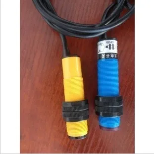

New original Photoelectric switch E3F-DS30C2 NPN