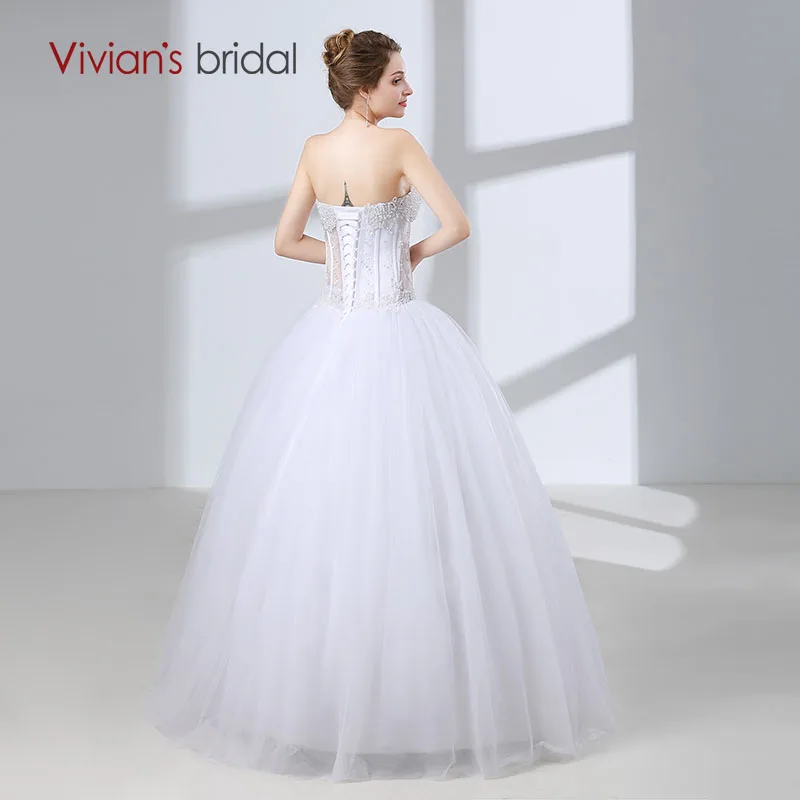 Милое бальное платье свадебное без рукавов Vivian's Bridal с жемчугом и блестками