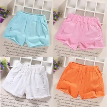 Летние модные детские джинсовые шорты хорошего качества; короткая одежда ярких цветов для маленьких девочек