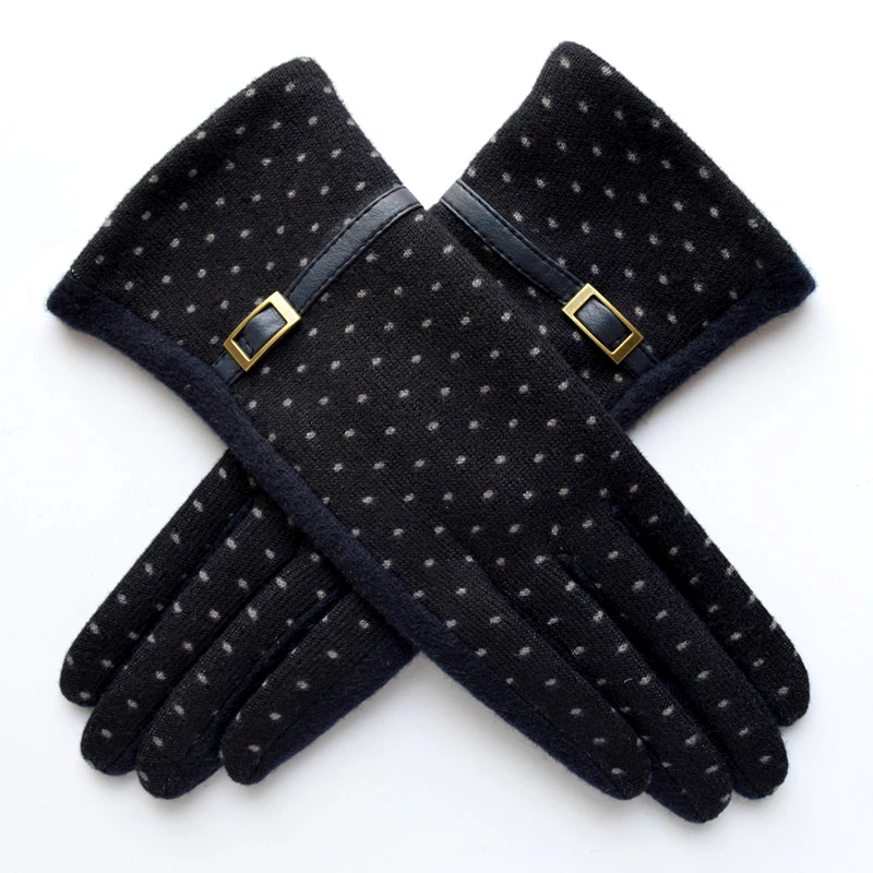 3043777832_626608120