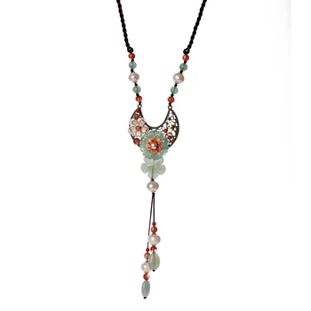 

Sweater chain long paragraph jade jade pendant wild atmosphere accessories autumn and winter necklace female tide