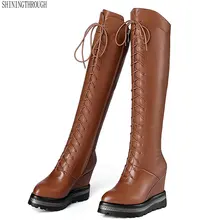 Новинка; женские теплые ботинки из натуральной кожи на высокой танкетке; сезон осень-зима; женские высокие сапоги на платформе