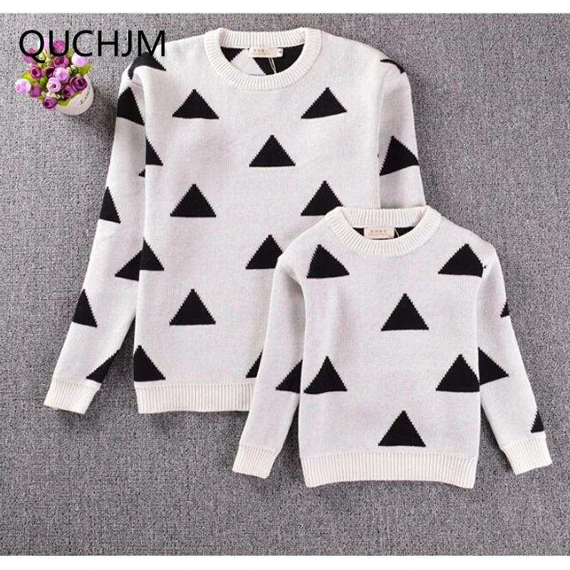 

Family 2018 Spring Mother Daughter Triangle Sweaters High quality Mother and Daughter Clothes Fashion Sweater Children's Sweater