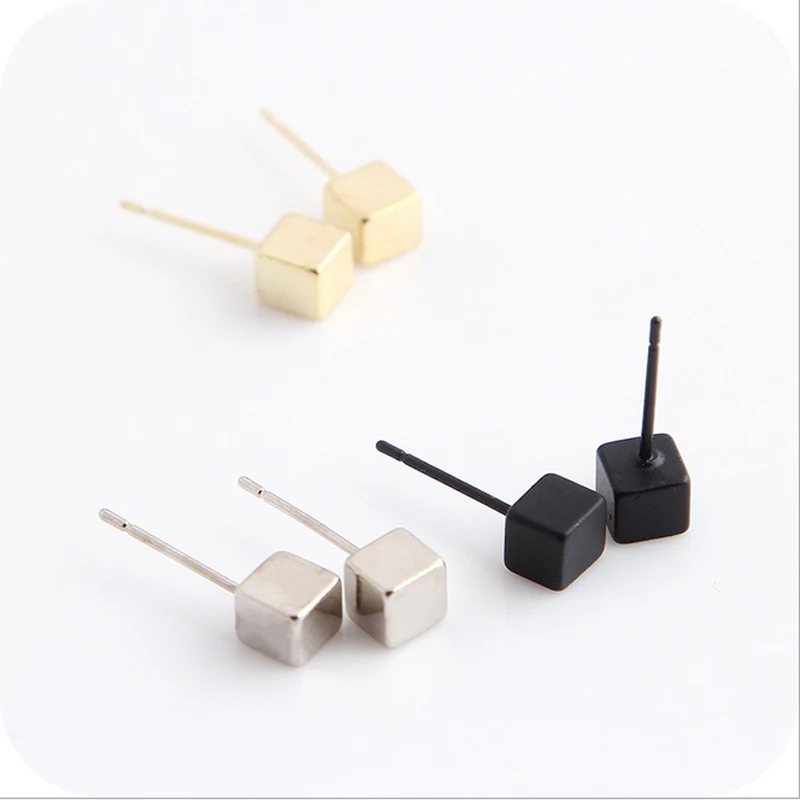

Wholesale 10Pairs Simple Copper Cube Jewelry Earrings Tiny Cubic Stud Earring 3 Colors Available Women Accessories Gifts