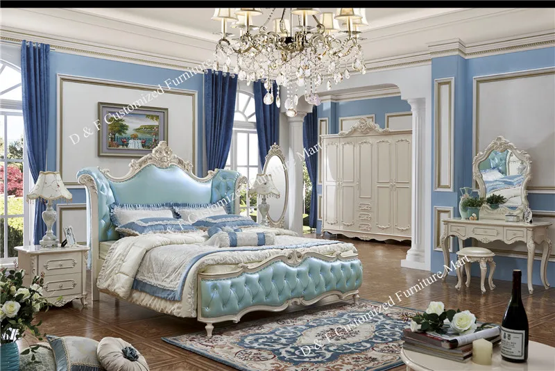 908 bedroom