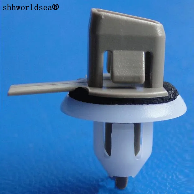 100pcs/lot auto clips and fasteners door lower moulding clip for lexus