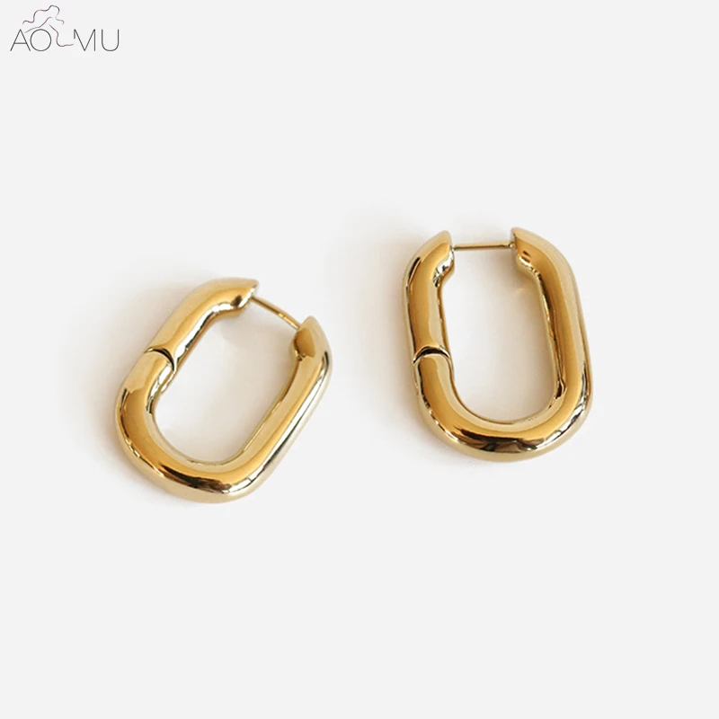 

AOMU Simple Design Geometric Rectangular Lock Buckle Gold Metal Plated Brass Oval Chain Small Hoop Earrings for Women Party