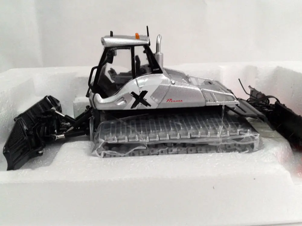 ОС RS80105 GATTO DELLE NEVI PRINOTH BISON 1/43 моделлино литая модель |