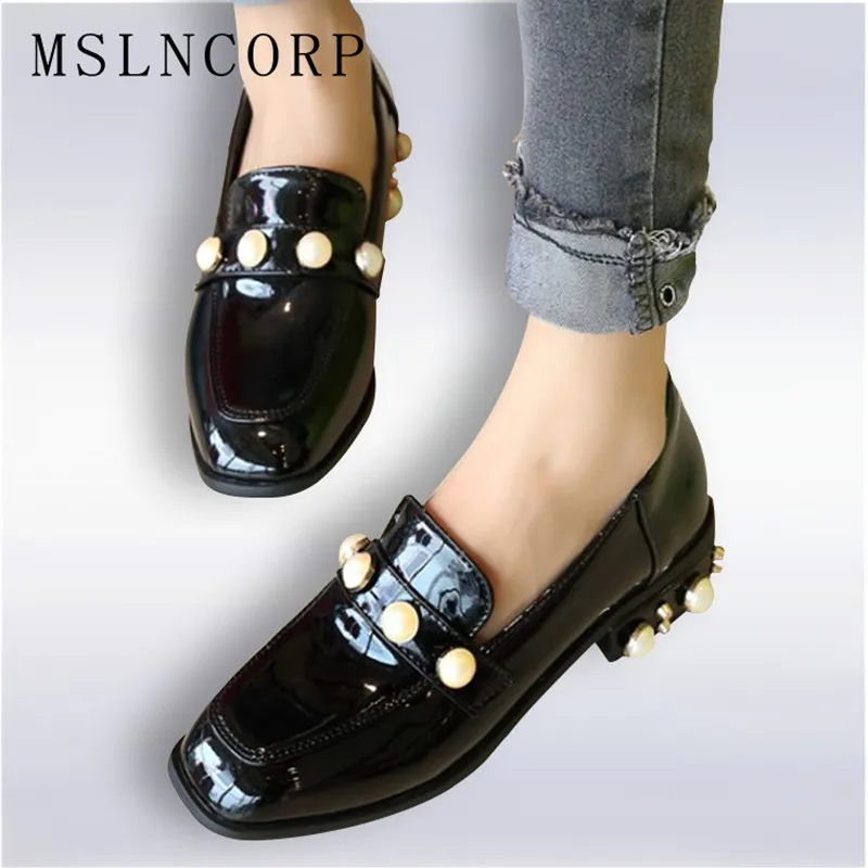 Size 34-45 Spring New Women Oxford Shoes Square Toe Single Shoes Woman Patent Leather Elegant Pearl Low Heels Flats Casual Shoes Size 34-45 Spring New Women Oxford Shoes Square Toe Single Shoes Woman Patent Leather Elegant Pearl Low Heels Flats Casual Shoes