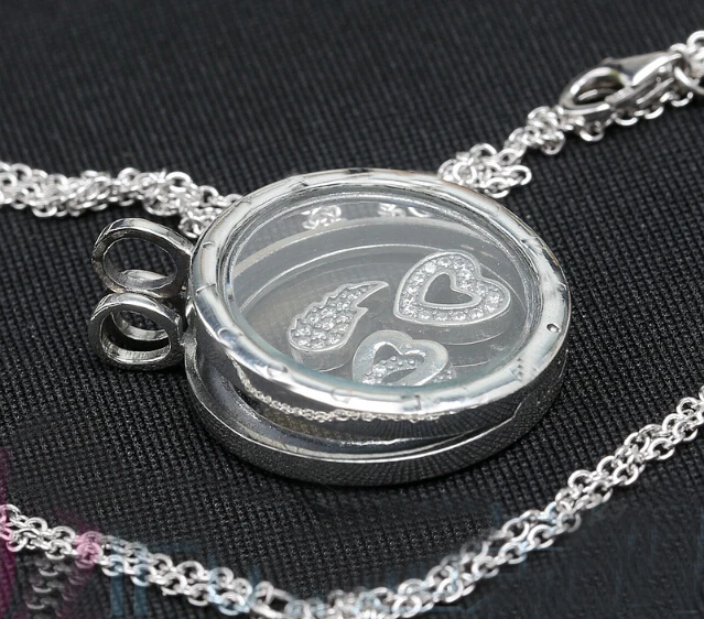 925 Sterling Silver Hearts Necklace 