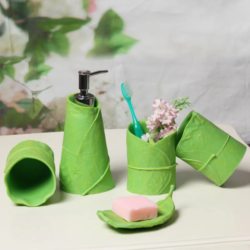 Simple Modern European Resin Bathroom Accessories Set Soap Dispenser Toilet Leaves Supplies Soap Dish Bathroom Products Gift Simple Modern European Resin Bathroom Accessories Set Soap Dispenser Toilet Leaves Supplies Soap Dish Bathroom Products Gift