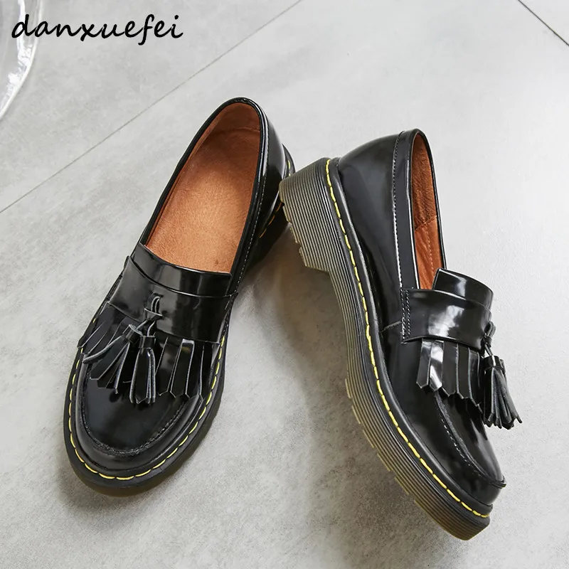 

Women's Genuine Leather Slip-on Platform Flats Loafers Brand Designer Fringe Leisure Brogues Shoes High Quality Handmade Shoes