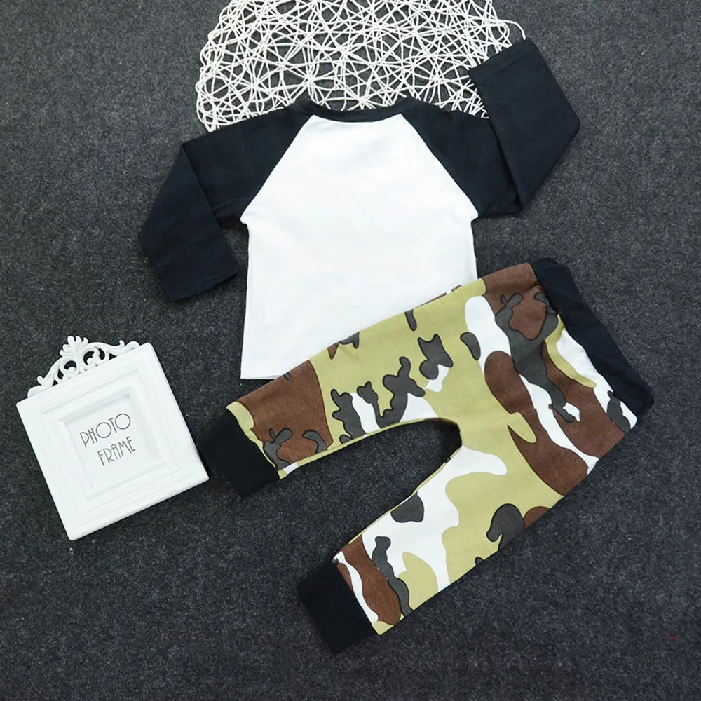Осенняя одежда для новорожденных; одежда для маленьких мальчиков и девочек; футболка с надписью; Топы+ камуфляжные штаны; комплект одежды; roupa infantil