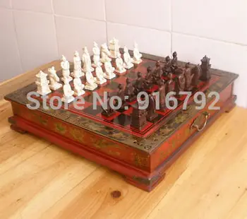 

WBY Wholesale***** Collectibles Vintage 32 chess set & Leather Wood Box Flower Bird Table