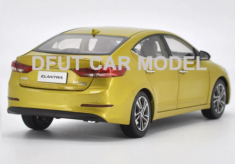 Масштаб 1: 18 игрушечный автомобиль из сплава hyundai elantra модель детских игрушечных автомобилей оригинальные авторизованные Аутентичные детские игрушки