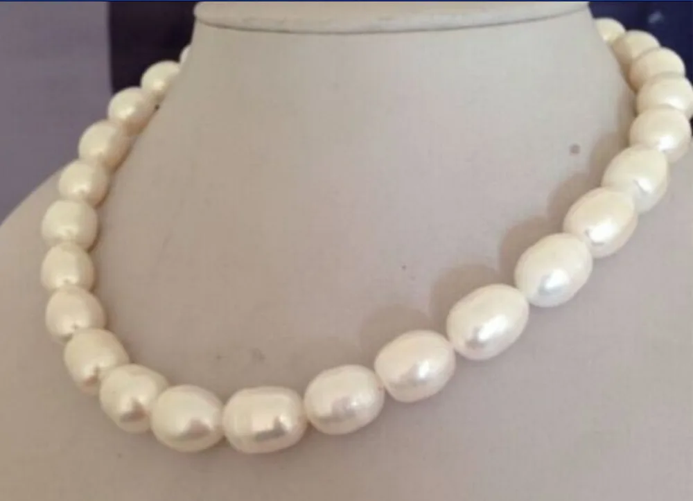 

beautiful 10-13MM south sea natural white pearl necklace 20 inch gold CLASP