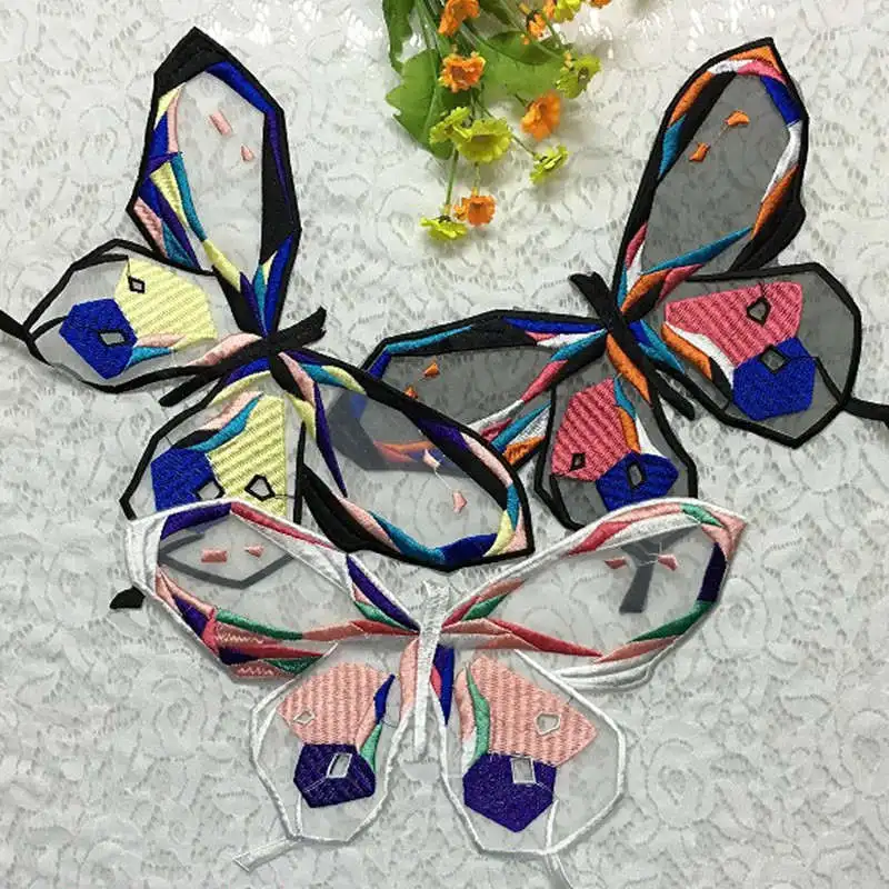 

DoreenBeads Organza Embroidery Butterfly Sequined Patch Sew On Applique Sweater T-shirt Jeans Hat Home Textiles Decoration 1PC