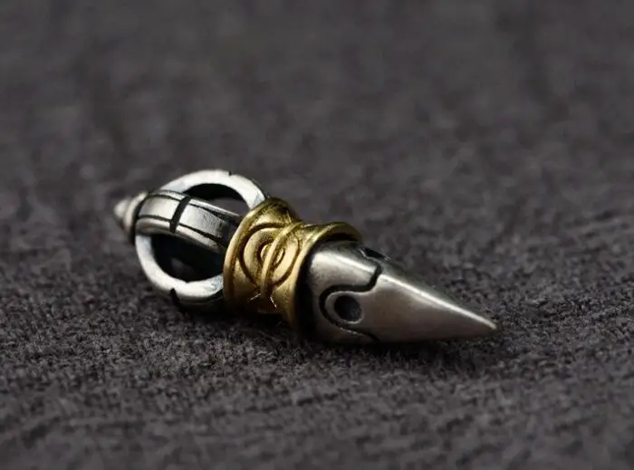 silver-charm007a