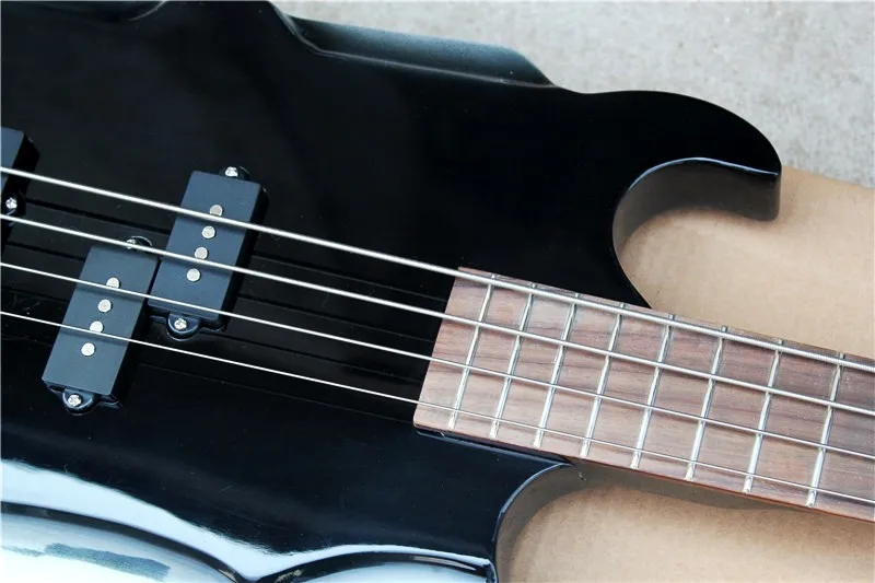 4-струнная топор электрическая бас-гитара с гриф из красного дерева, хром аппаратных средств, предложение по индивидуальному заказу